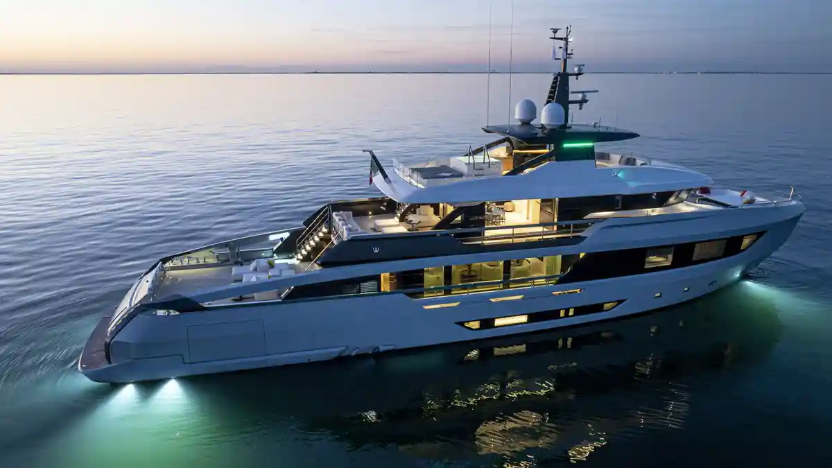 Odyssey Flybridge
